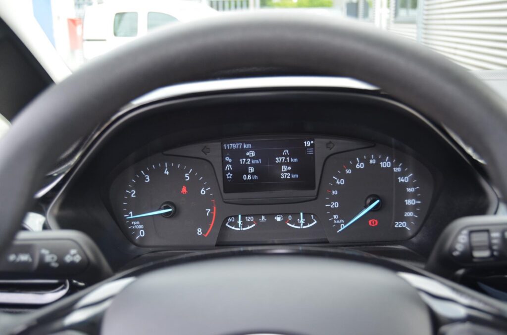 Ford Fiesta Hatchback - foto 12