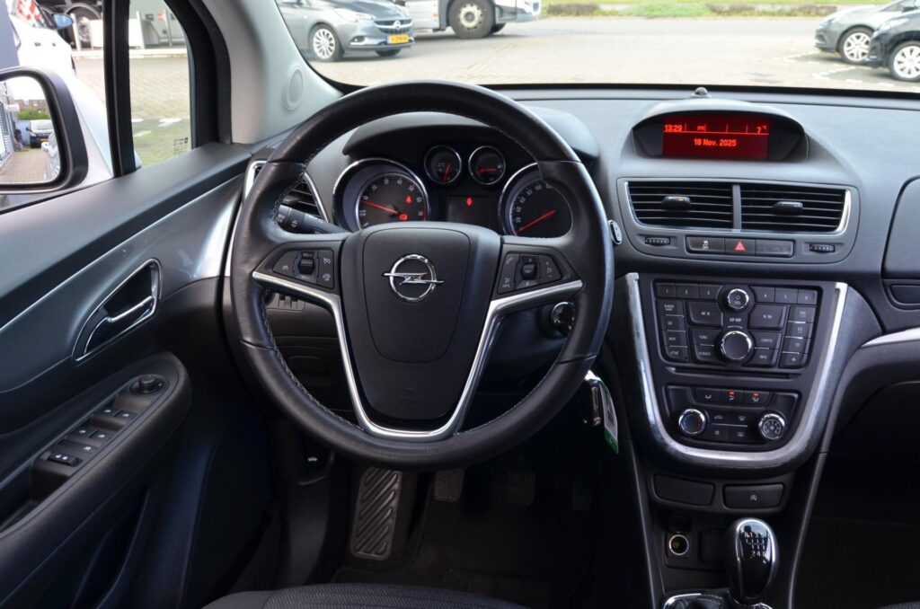 Opel Mokka SUV - foto 2