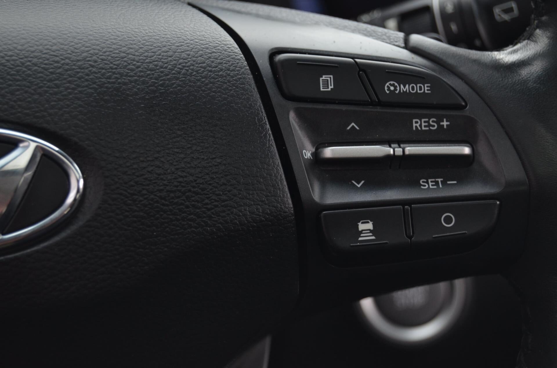 Hyundai KONA EV 64 kWh|PANODAK|CARPLAY|DEALER ONDERH.|1 EIGENAAR - Foto 25