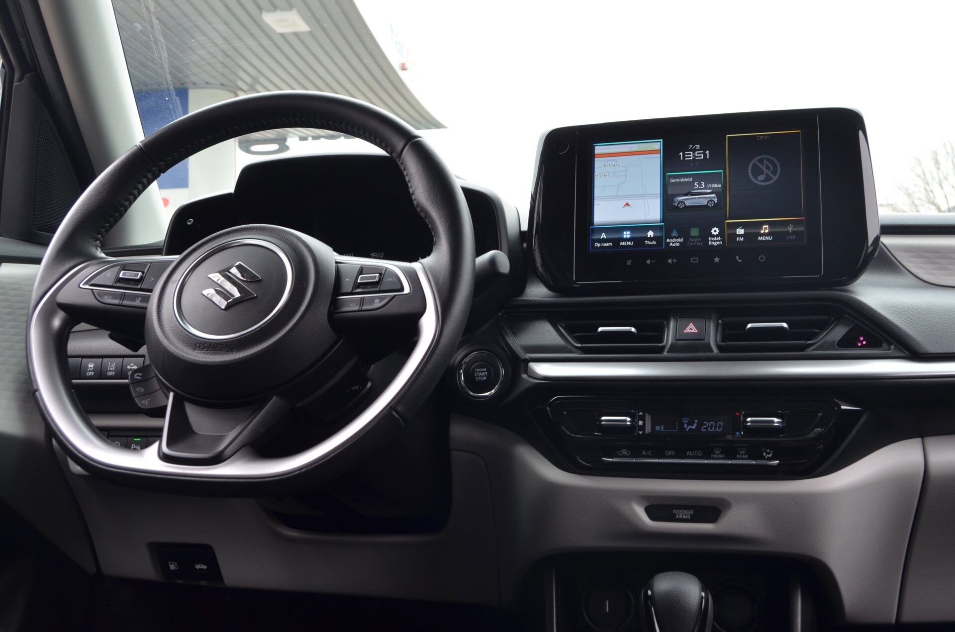 Suzuki Swift 1.2 Style Hybrid AUTOMAAT|NW.MODEL|CARPLAY| KEYLESSENTRY|NAVI|STOELVERW.|BLINDSPOT - Foto 20