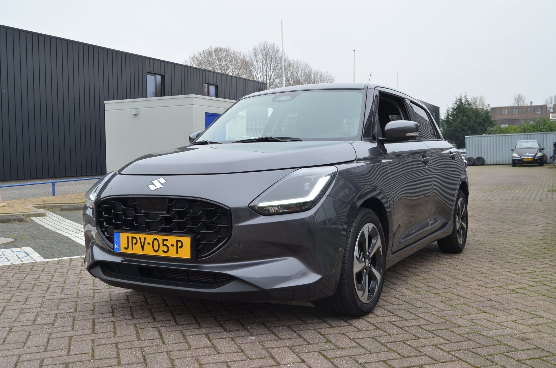 Suzuki Swift 1.2 Style Hybrid AUTOMAAT|NW.MODEL|CARPLAY| KEYLESSENTRY|NAVI|STOELVERW.|BLINDSPOT - Foto 5