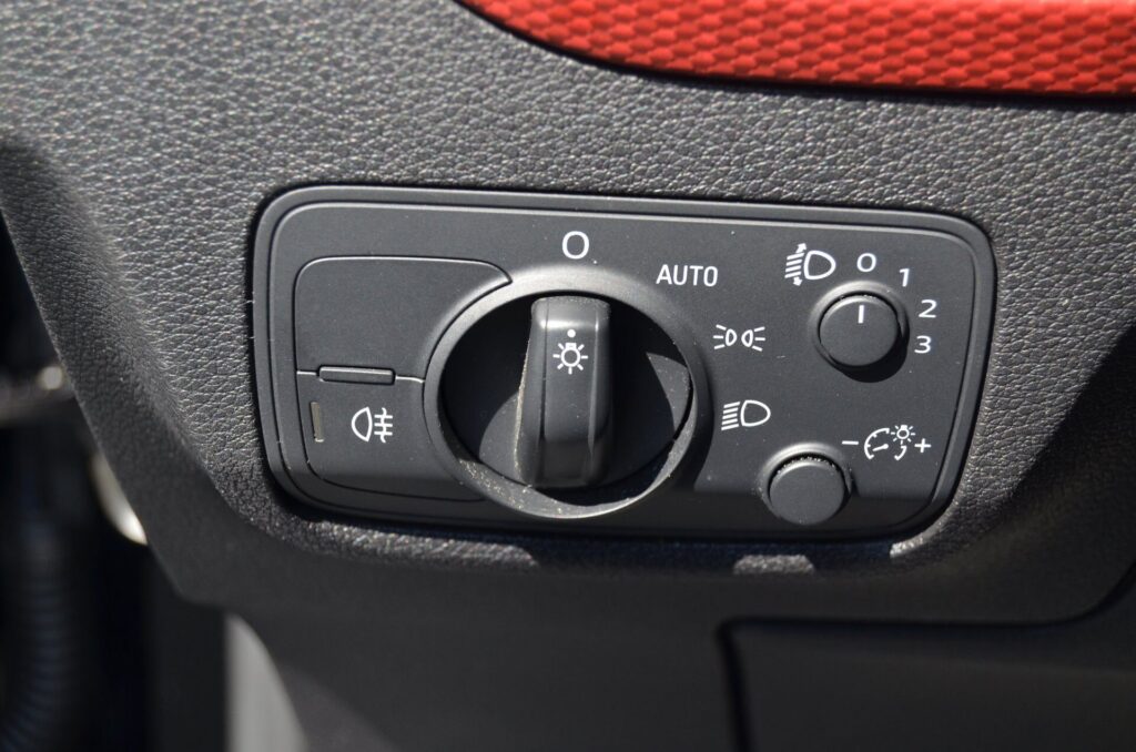 Audi Q2 SUV - foto 20