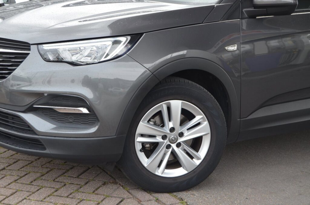 Opel Grandland X SUV - foto 2
