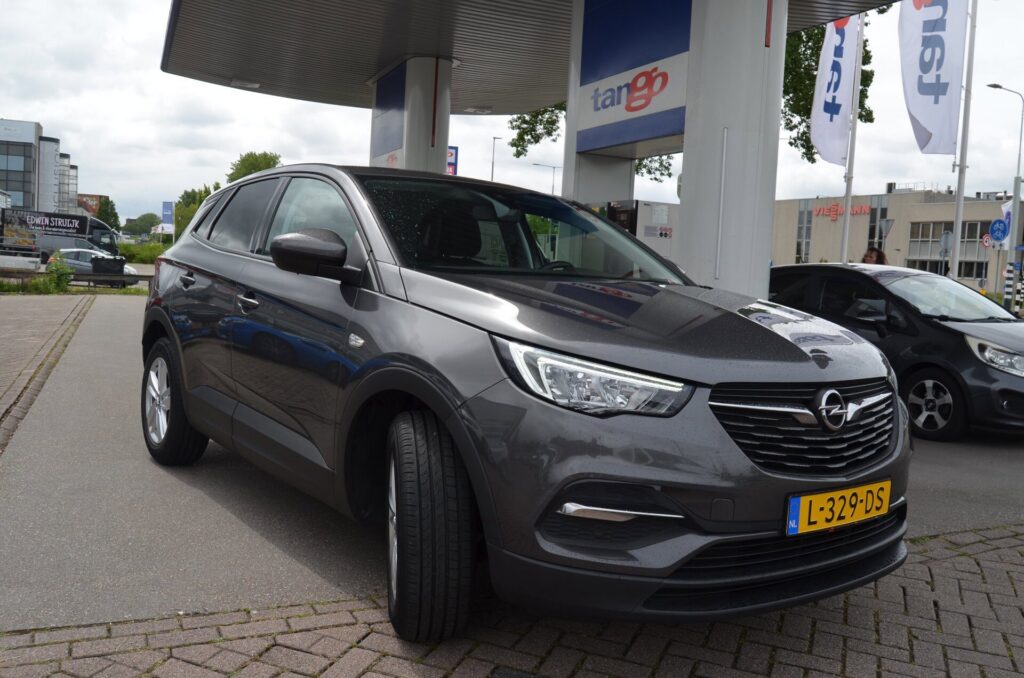 Opel Grandland X SUV - foto 6