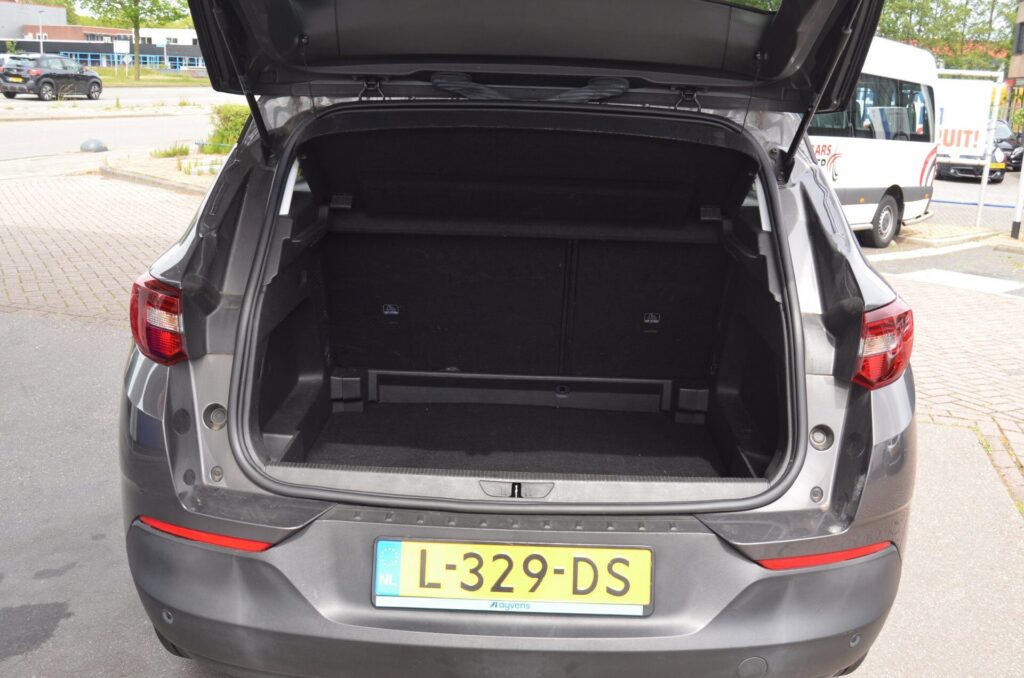 Opel Grandland X SUV - foto 9