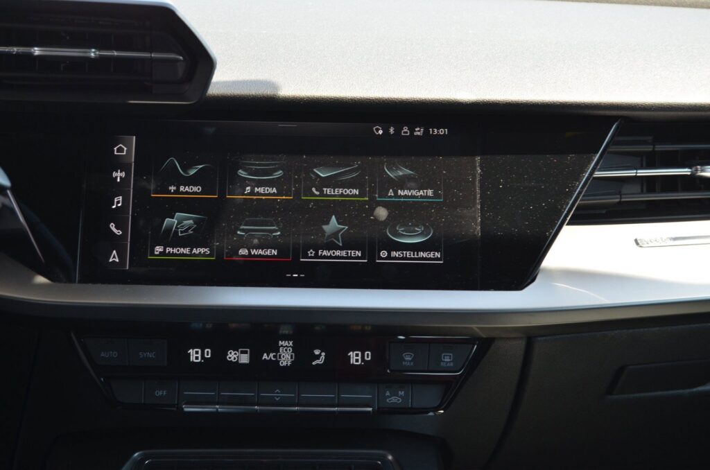 Audi A3 Hatchback - foto 15