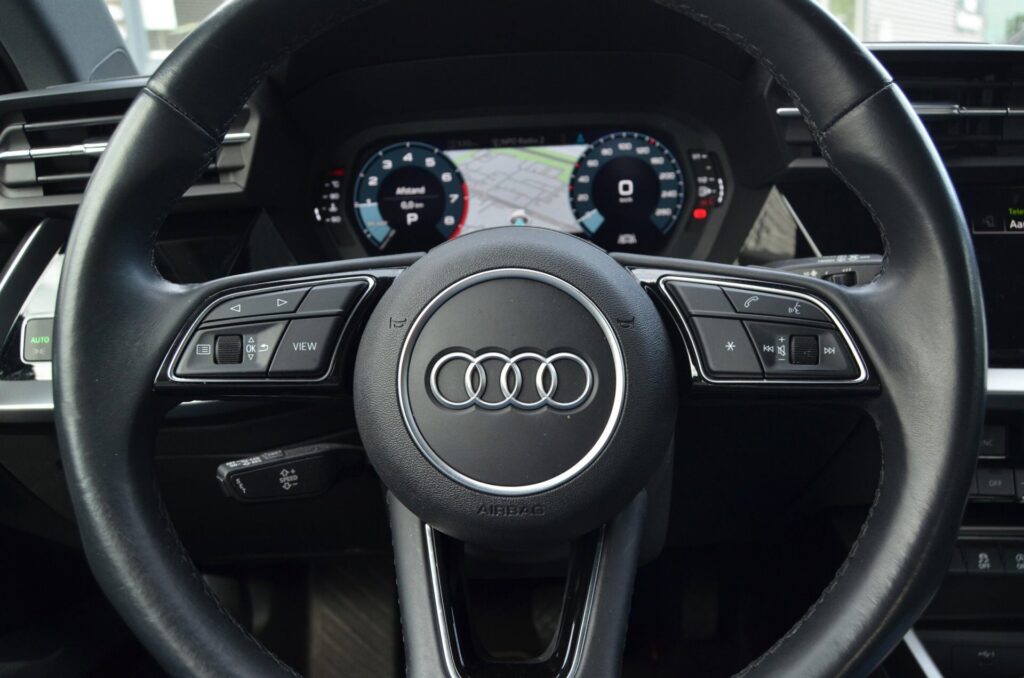 Audi A3 Hatchback - foto 22