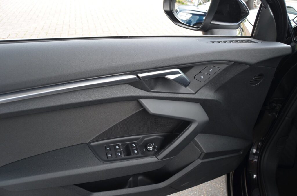 Audi A3 Hatchback - foto 27