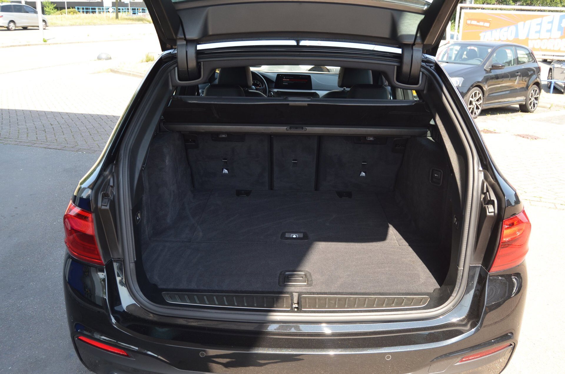 BMW 5 Serie Touring 520i High Executive|M-PAKKET|ZWART LEER|DEALER AUTO|MEMORY|ELECTR. A.KLEP - Foto 10