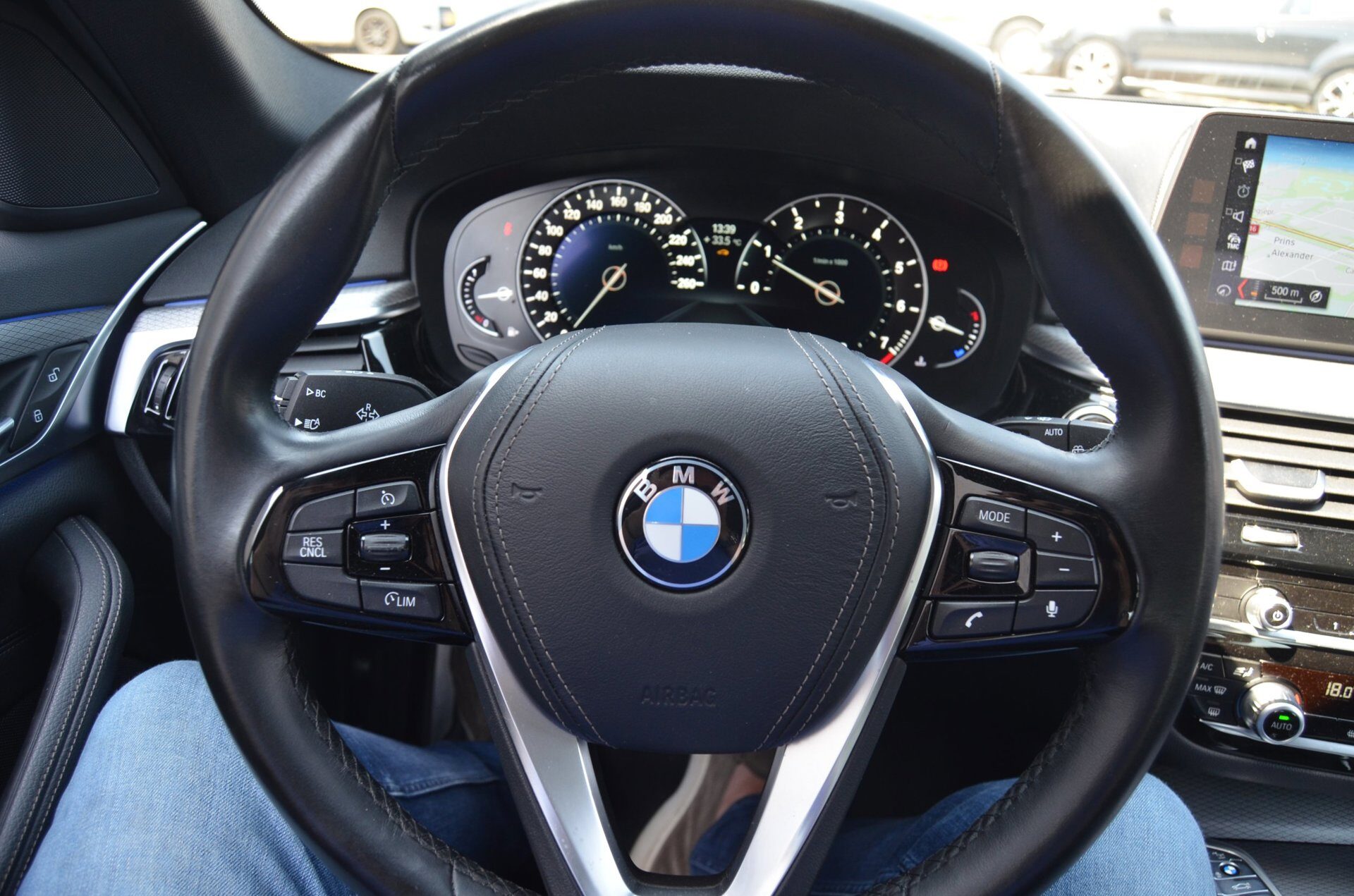 BMW 5 Serie Touring 520i High Executive|M-PAKKET|ZWART LEER|DEALER AUTO|MEMORY|ELECTR. A.KLEP - Foto 15