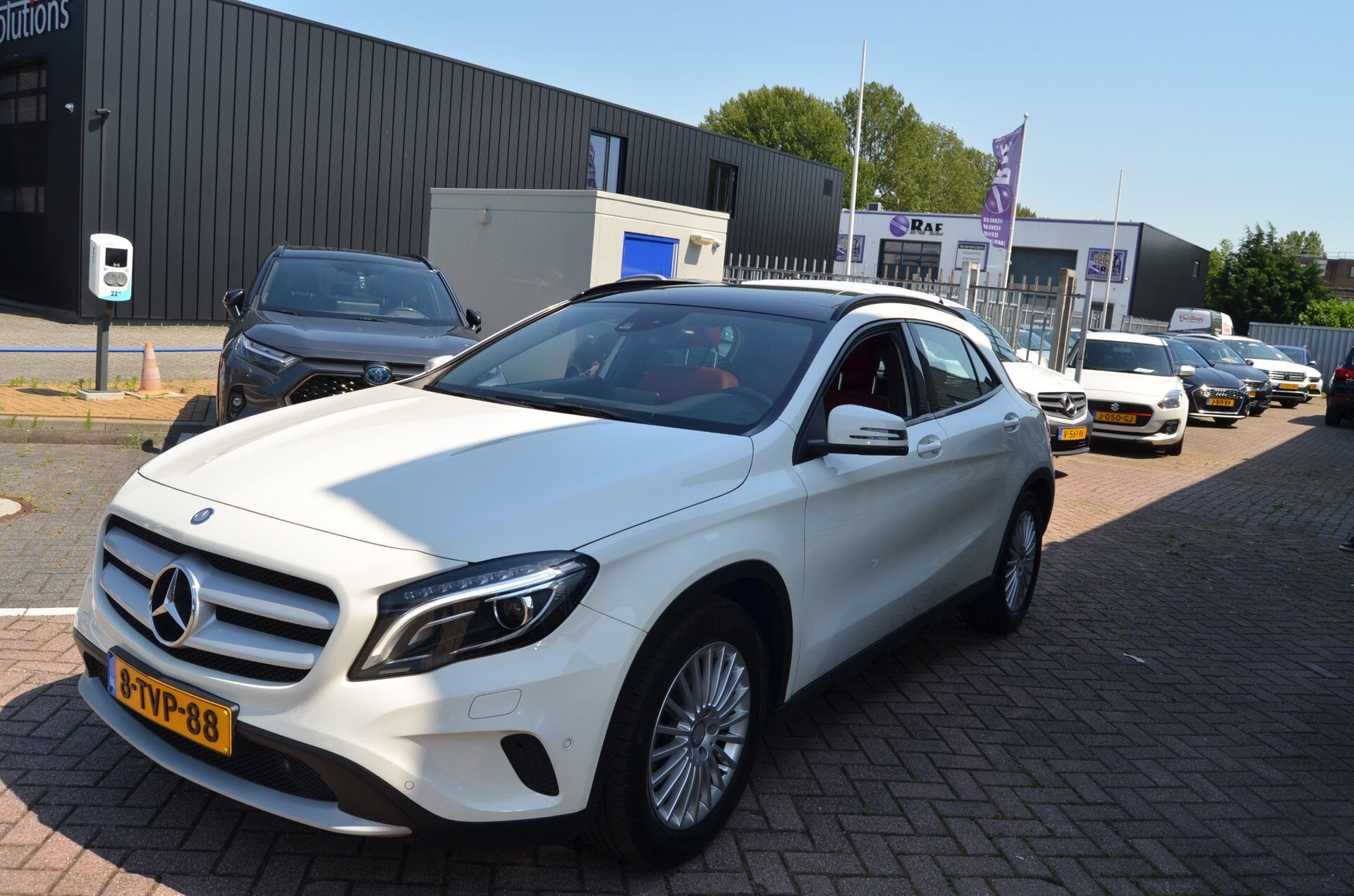 Mercedes-Benz GLA 200 Ambition Comfort| WIT | PANO ADK|ROOD LEDER|112000KM|NAVI| - Foto 4