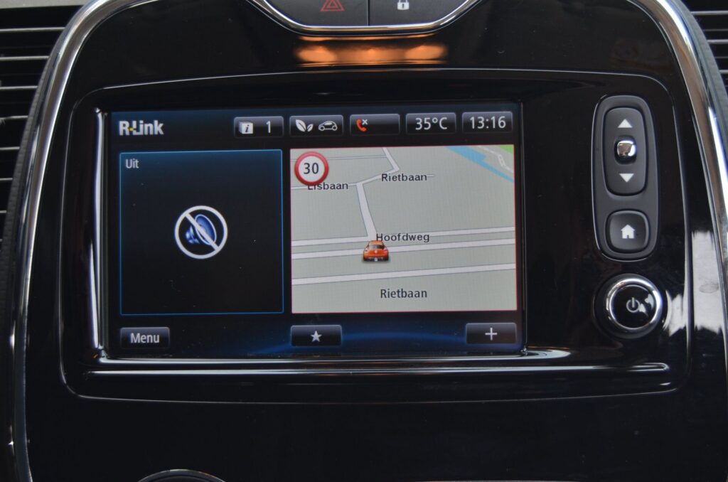 Renault Captur SUV - foto 11