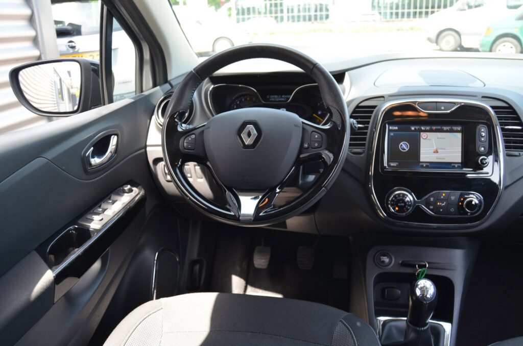 Renault Captur SUV - foto 2