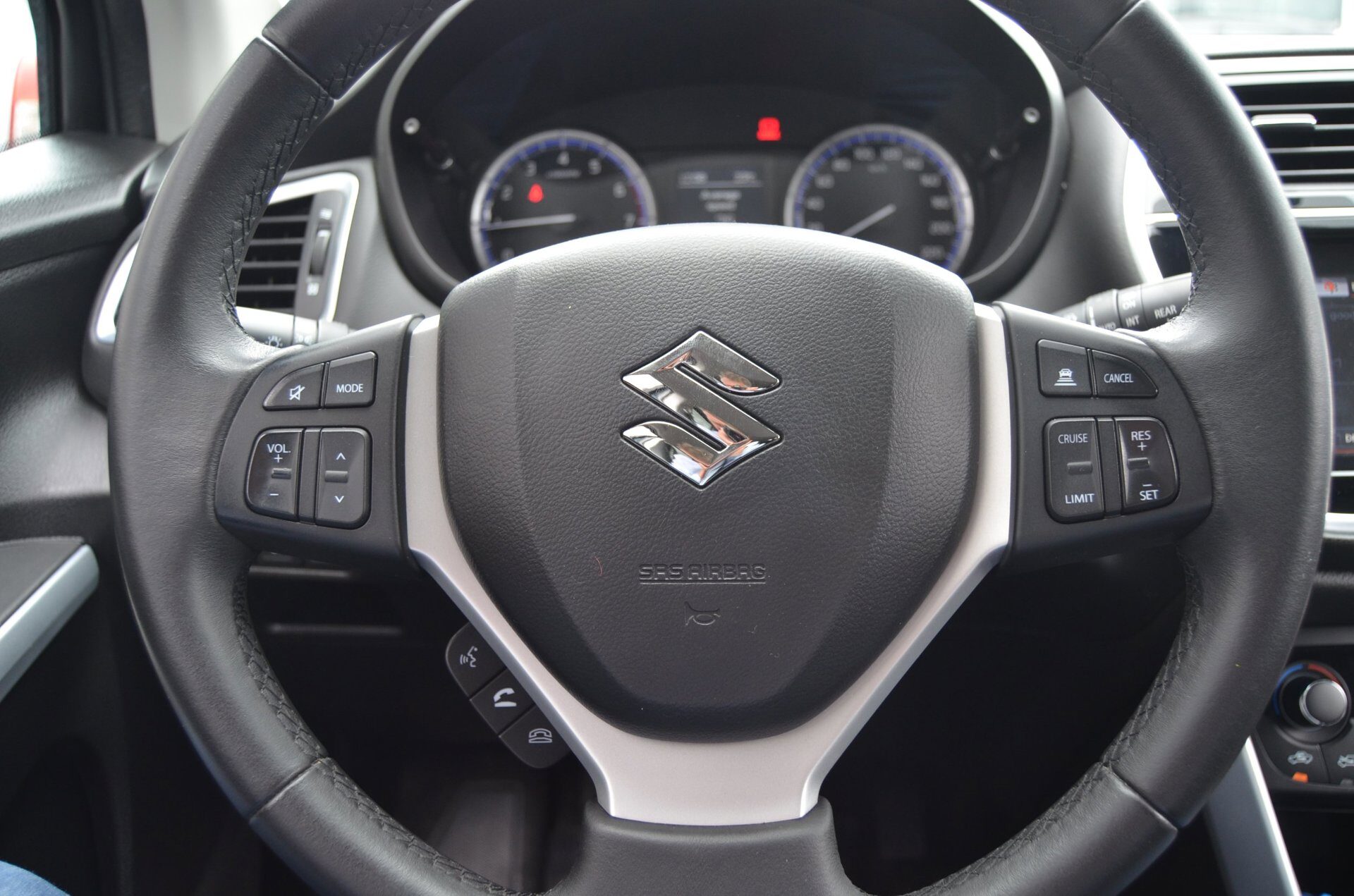 Suzuki S-Cross 1.0 Boosterjet Select - Foto 25