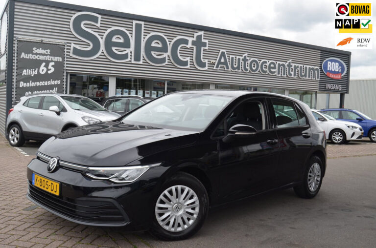 Volkswagen Golf 1.0 TSI Golf| MODEL 8| NAVI| APPLE CAR PLAY|LED