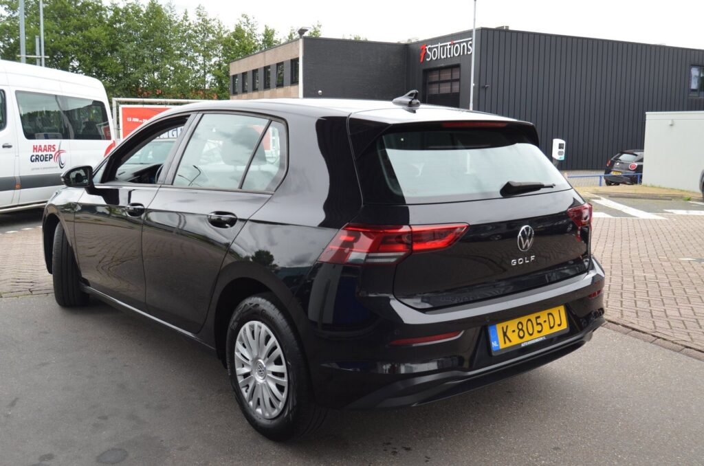 Volkswagen Golf Hatchback - foto 3