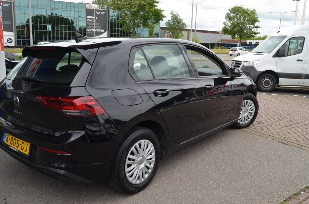 Volkswagen Golf Hatchback - foto 4