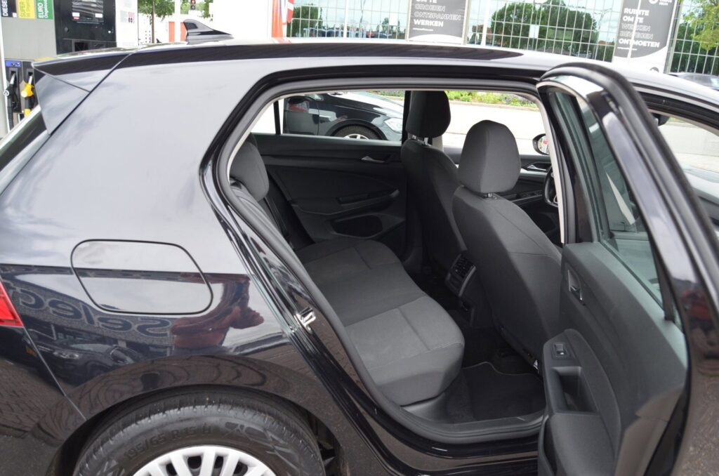 Volkswagen Golf Hatchback - foto 7
