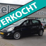 Hyundai i20 1.2i i-Catcher|CLIMA|STOELVERW.|HALF LEER|SENSOREN|BLUETOOTH|LM VELGEN - Foto 1