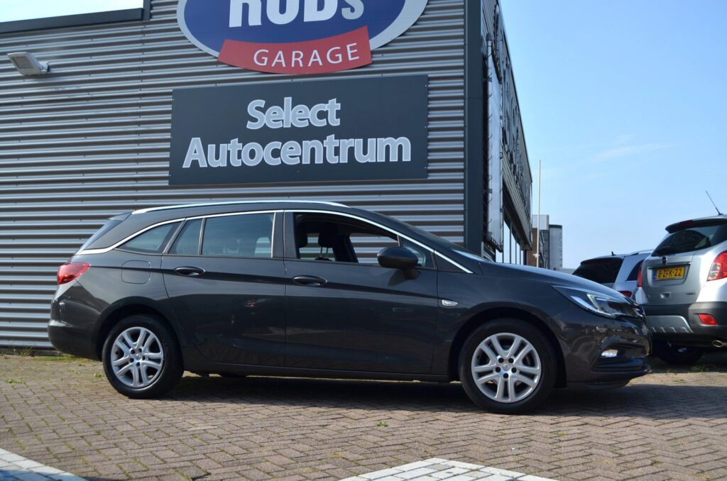 Opel Astra Stationwagon - foto 15
