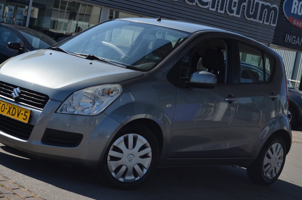 Suzuki Splash Hatchback - foto 13