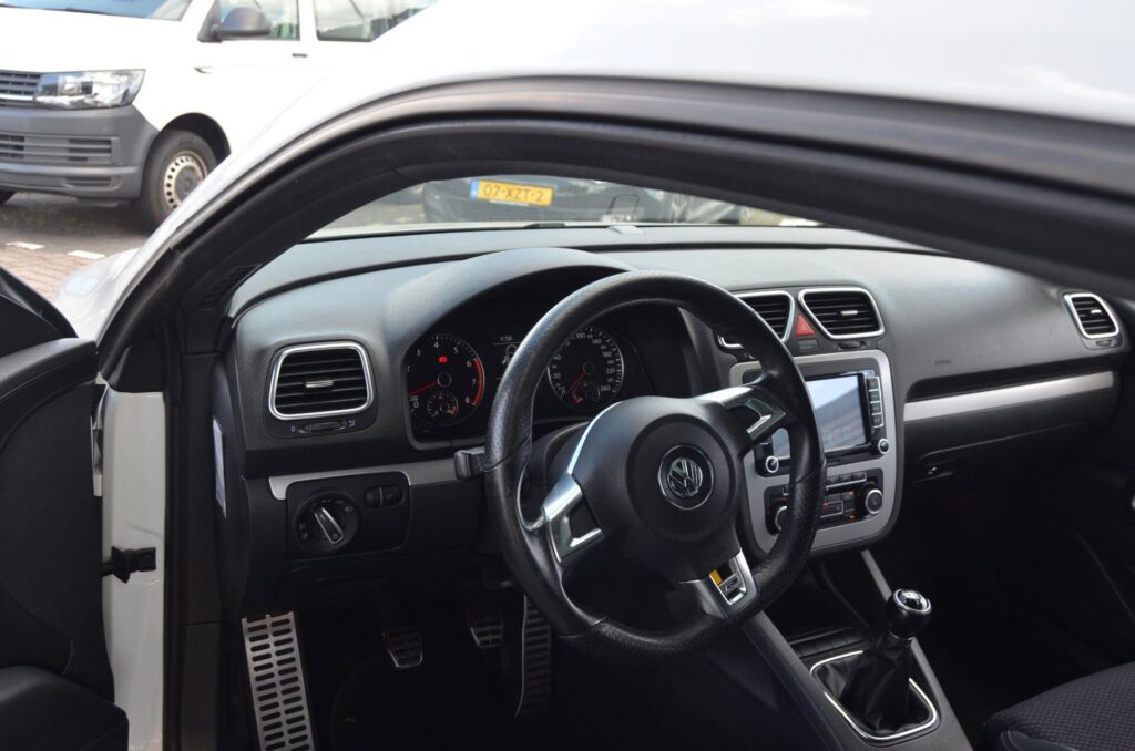 Volkswagen Scirocco Coupé - foto 11