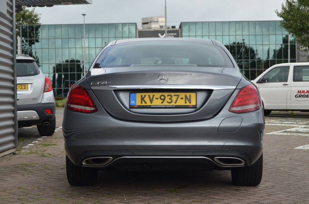 Mercedes-Benz C-Klasse Sedan - foto 10