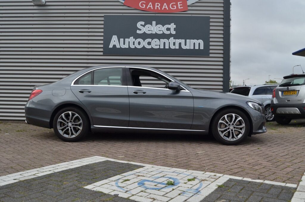 Mercedes-Benz C-Klasse Sedan - foto 5