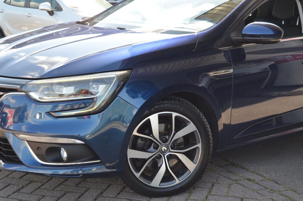 Renault Mégane Hatchback - foto 2