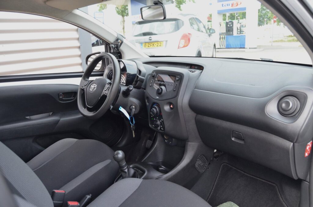 Toyota Aygo Hatchback - foto 7