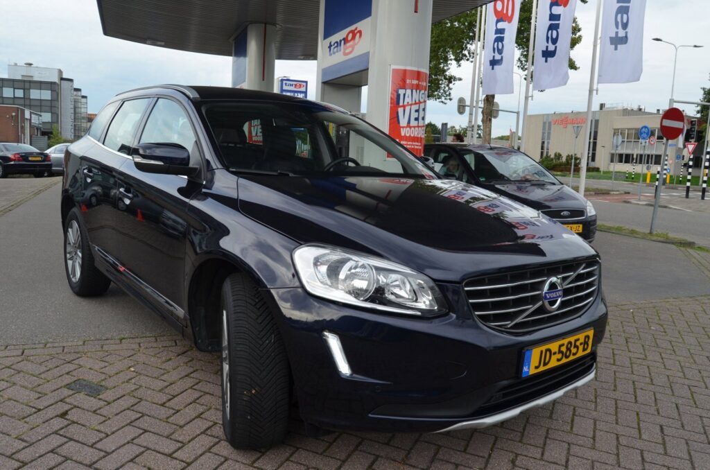 Volvo XC60 SUV - foto 7