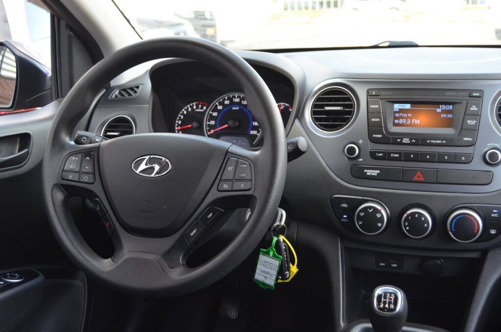 Hyundai i10 Hatchback - foto 2