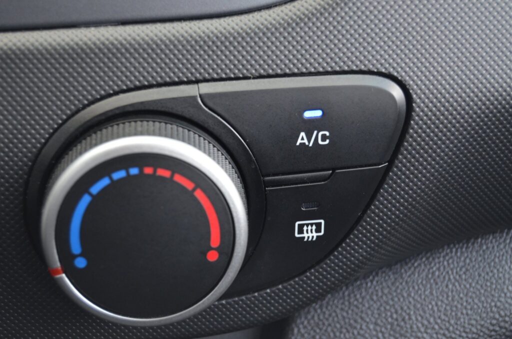 Hyundai i10 Hatchback - foto 24