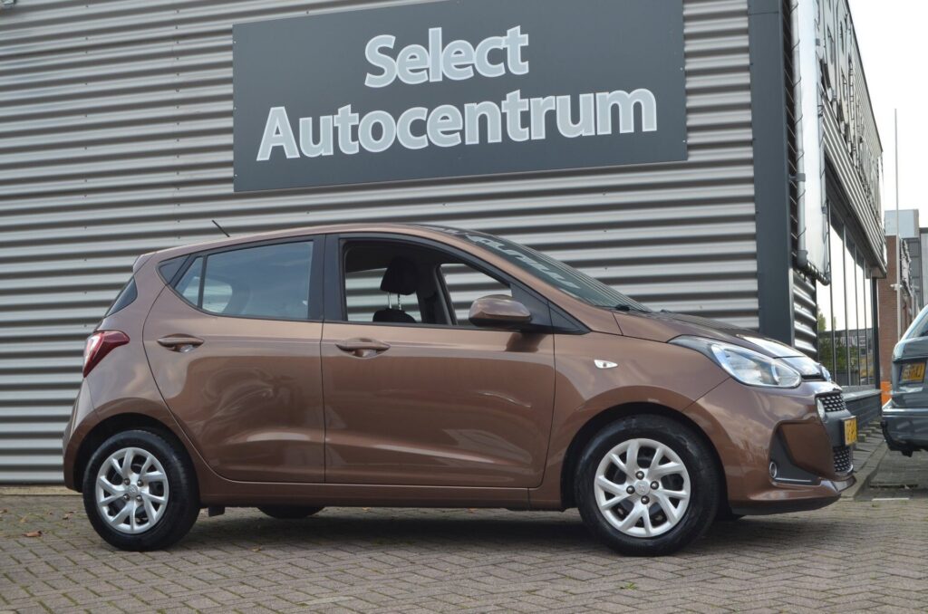 Hyundai i10 Hatchback - foto 5