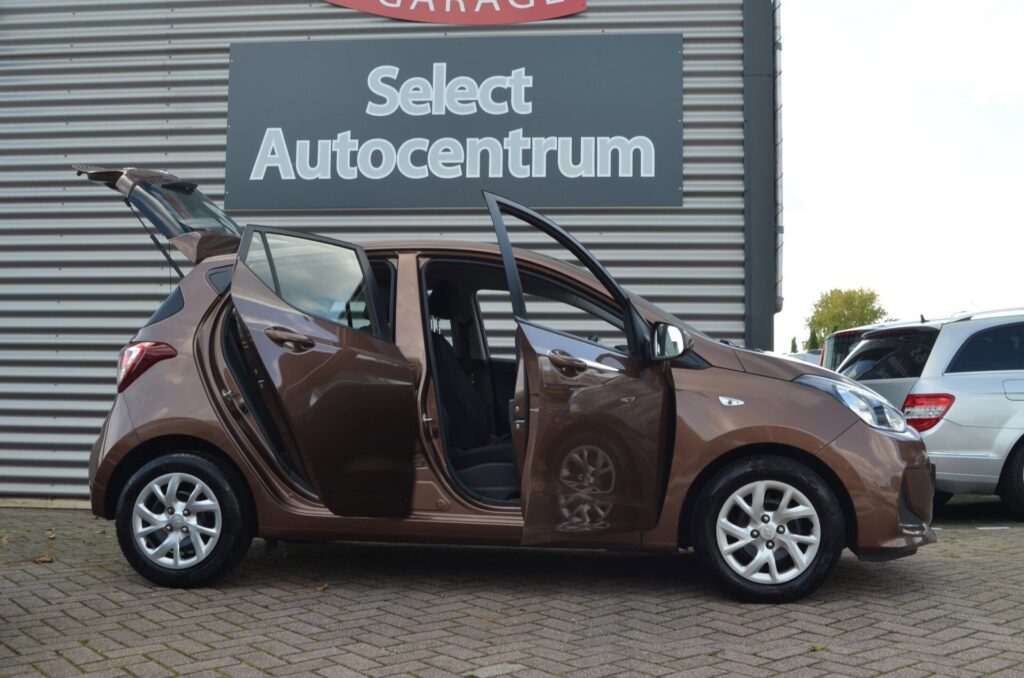 Hyundai i10 Hatchback - foto 6