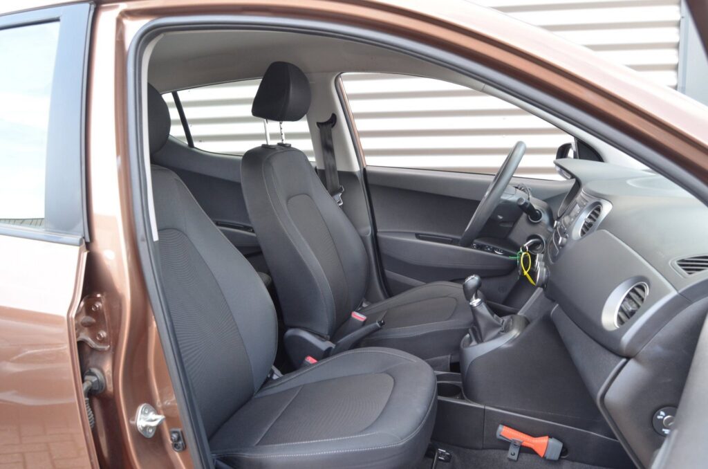 Hyundai i10 Hatchback - foto 8