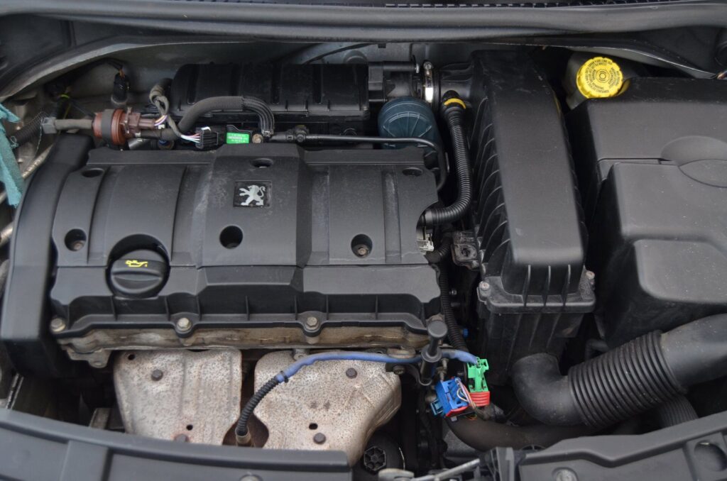 Peugeot 207 Hatchback - foto 18