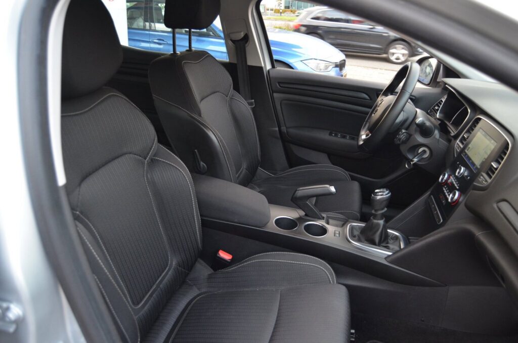 Renault Mégane Hatchback - foto 2