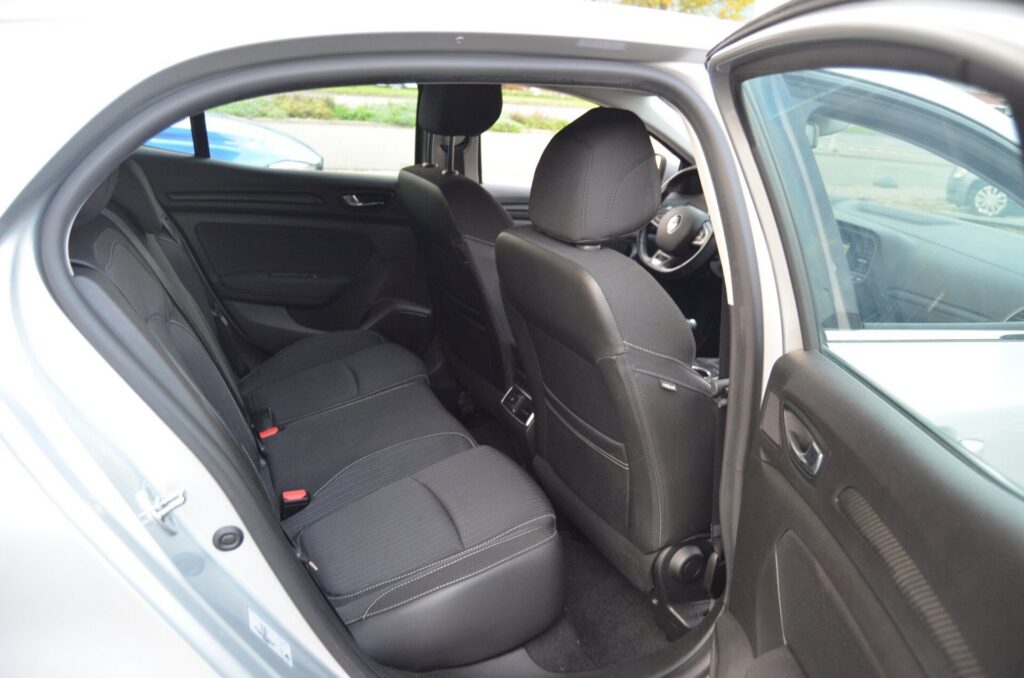 Renault Mégane Hatchback - foto 8