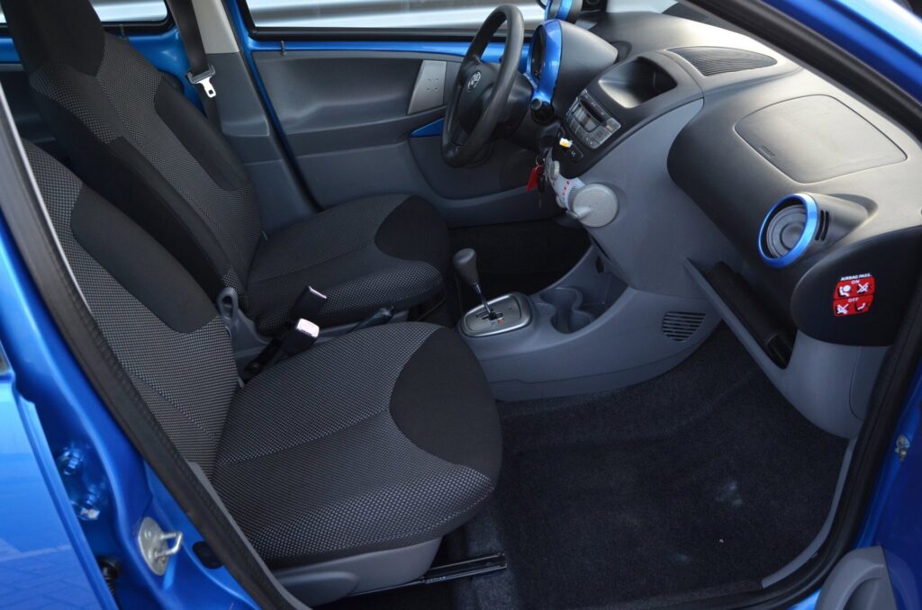 Toyota Aygo Hatchback - foto 11
