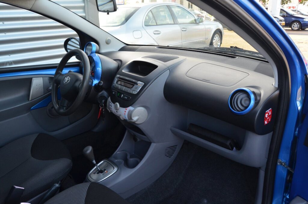 Toyota Aygo Hatchback - foto 12