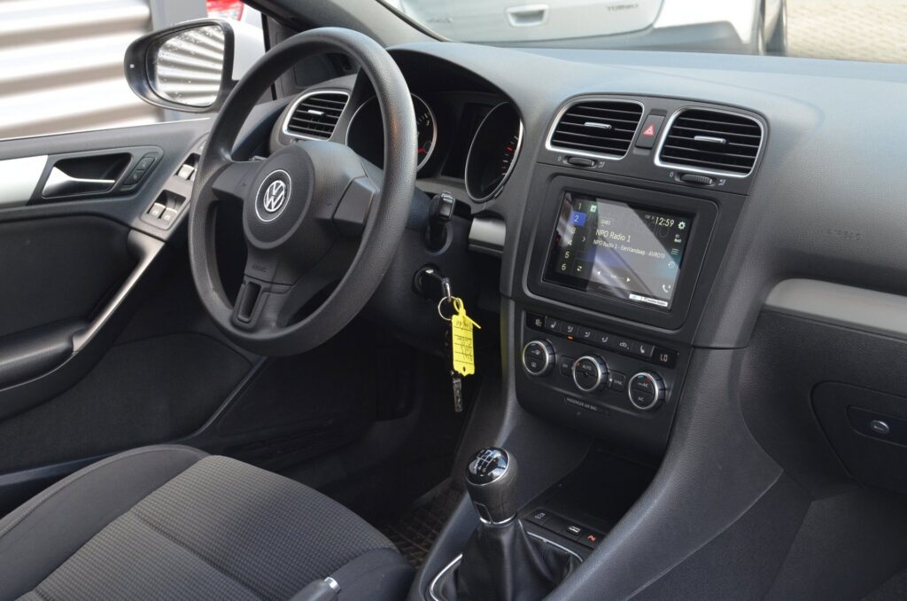 Volkswagen Golf Cabriolet - foto 11