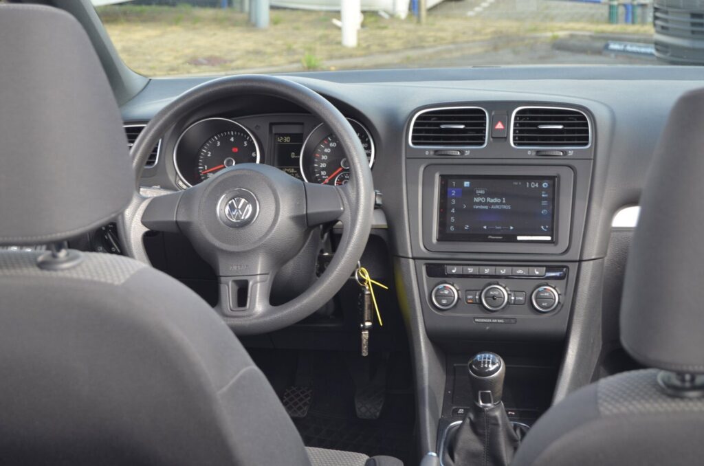 Volkswagen Golf Cabriolet - foto 2