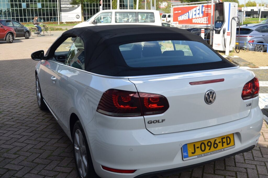 Volkswagen Golf Cabriolet - foto 7
